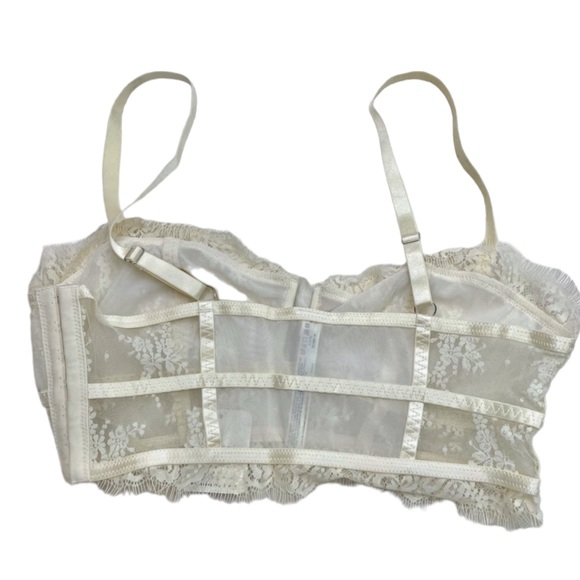 NWT Free People Layer In Lace Bustier In Ivory - Picture 5 of 8
